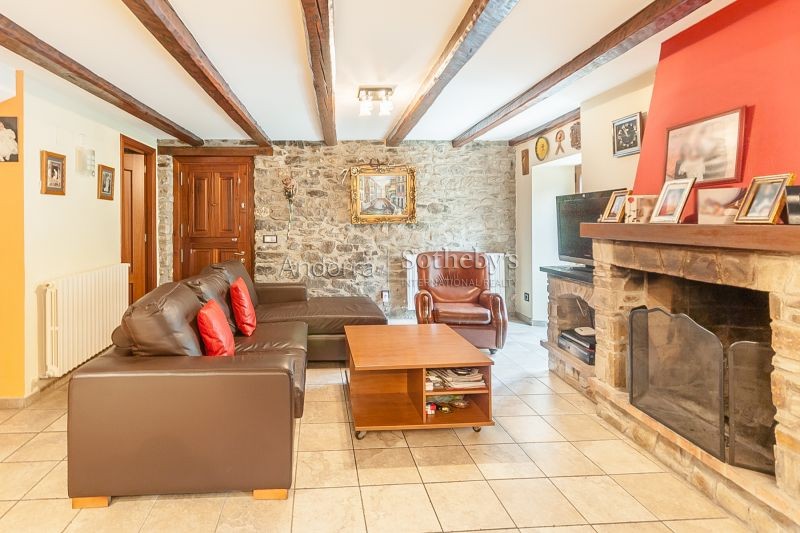 Capella Mare de Déu de les Neus de Llumeneres immobiliària llumeneres